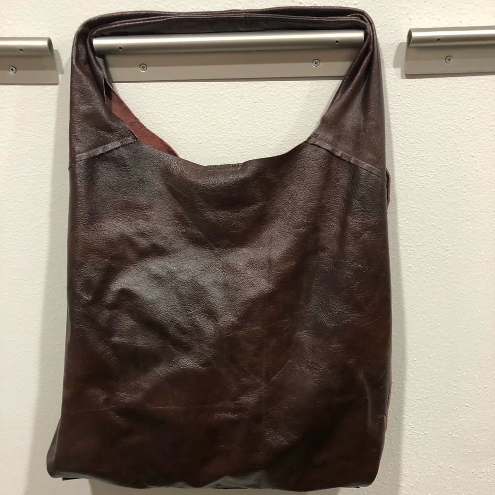 Leather handbag